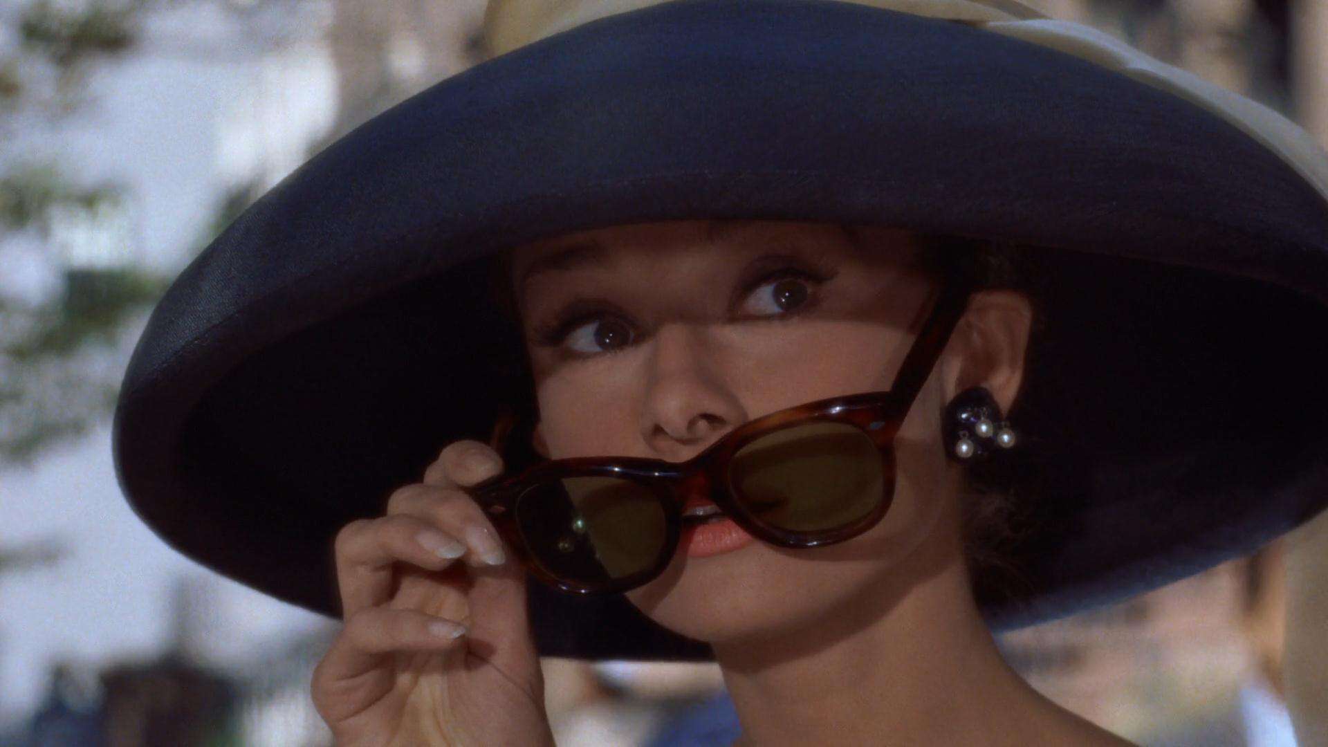Audrey Hepburn Tiffanys 3