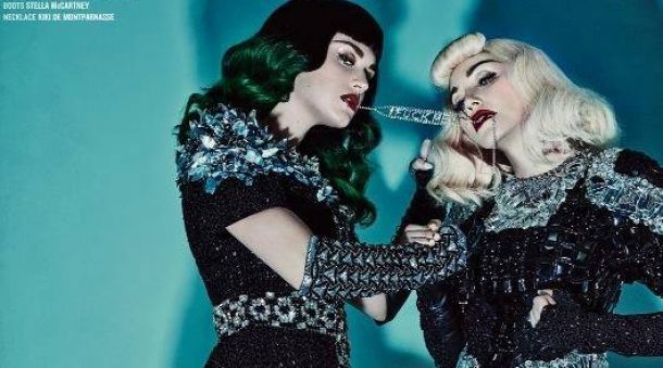 Katy Perry e Madonna si spogliano per le elezioni