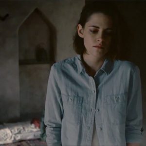 Personal Shopper, ovvero Kristen Stewart in un vortice di fantasmi e paillettes.