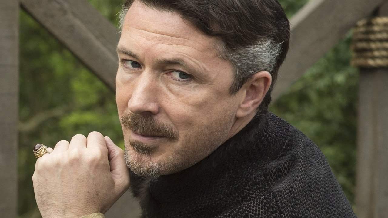 “Blue Book” – Anche Aidan Gillen nella serie di Robert Zemeckis