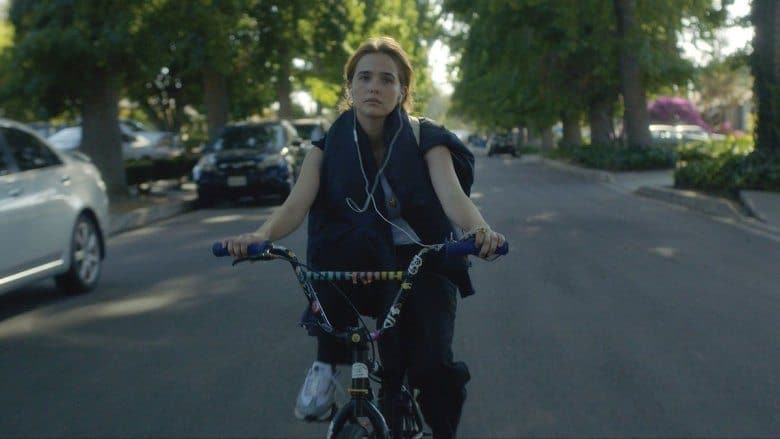 flower il trailer del film con Zoey Deutch