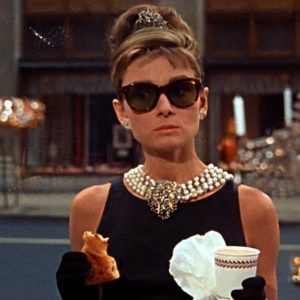 5 curiosità su Colazione da Tiffany con Audrey Hepburn