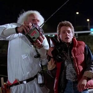Ritorno al Futuro: Christopher Lloyd, Michael J. Fox e il cast del film riuniti in una foto commovente