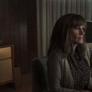 Homecoming: recensione della serie Amazon con Julia Roberts