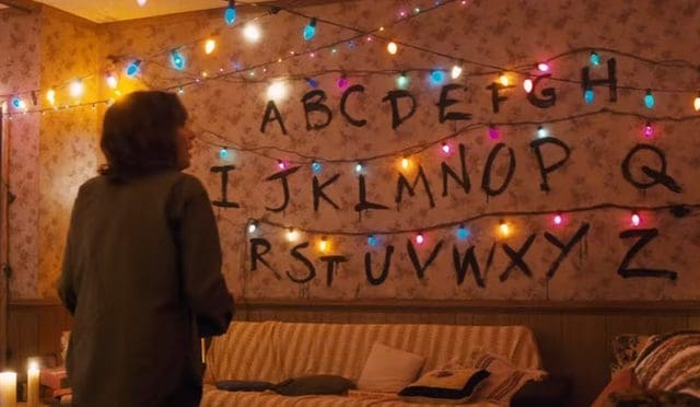 stranger things xmas lights1