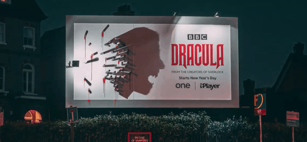 Dracula: il video del geniale manifesto con il conte che appare dopo il tramonto!