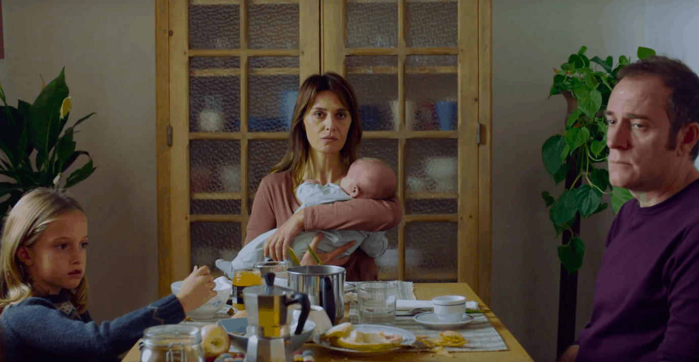 Figli: recensione del film con Valerio Mastandrea e Paola Cortellesi