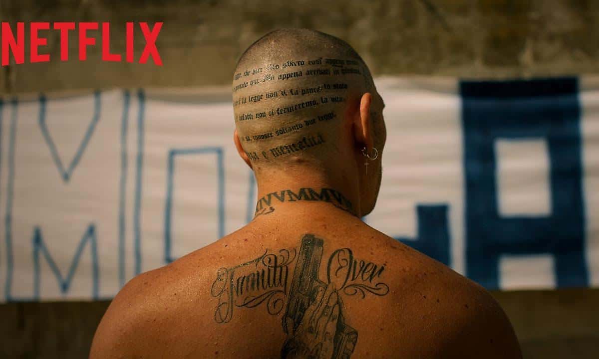 Ultras recensione del film Netflix con Aniello Arena