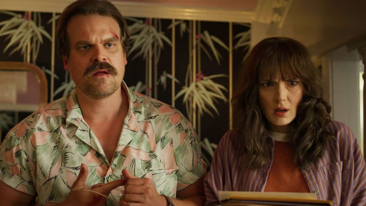 Stranger Things 4: David Harbour svela dei dettagli sulla vita di Hopper