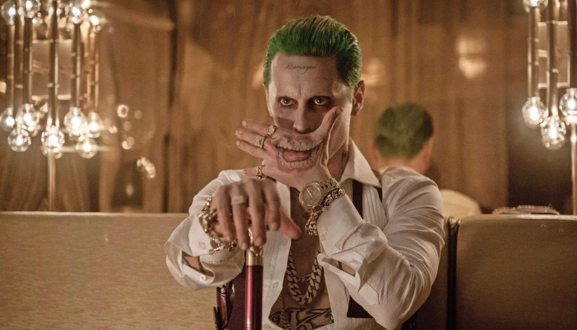 Joker: David Ayer ha condiviso una foto inedita di Jared Leto nei panni del nemico di Batman