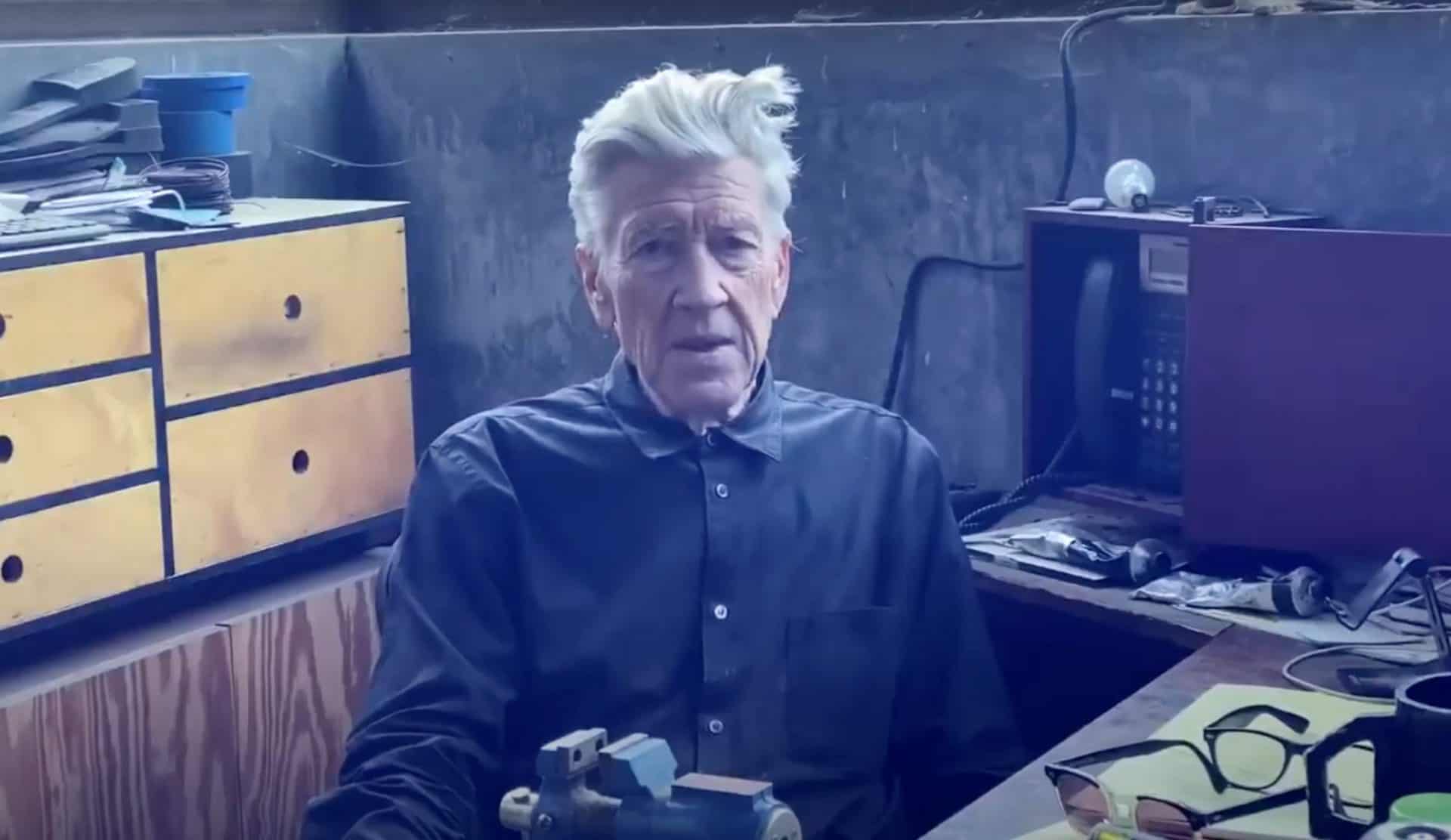 David Lynch contro Putin: “Morte e distruzione torneranno a farti visita” [VIDEO]