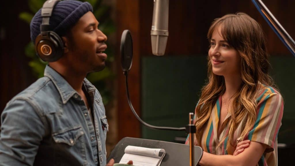 L’assistente della star: online il trailer del film con Dakota Johnson