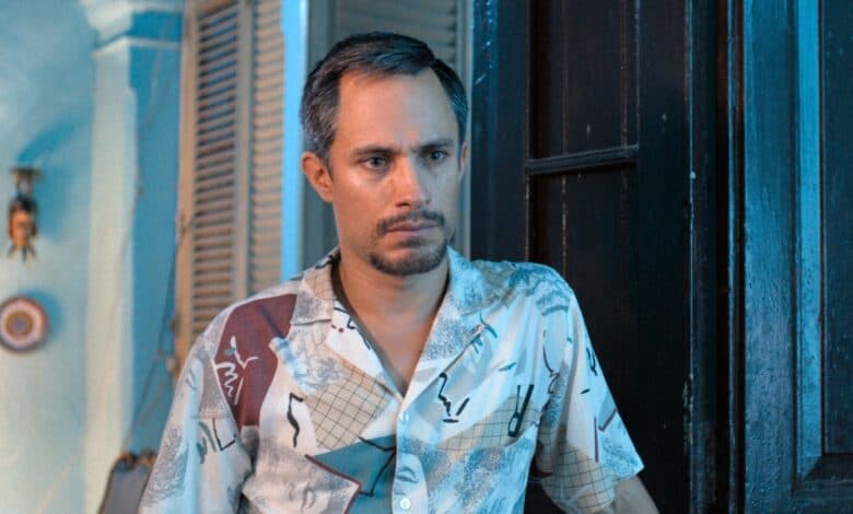 gael garcia bernal m night shyamalan