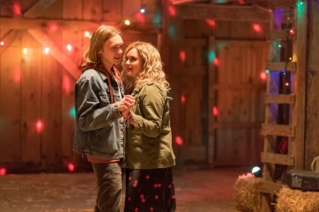 Spontaneous: le prime immagini del film con Katherine Langford 1 Spontaneous