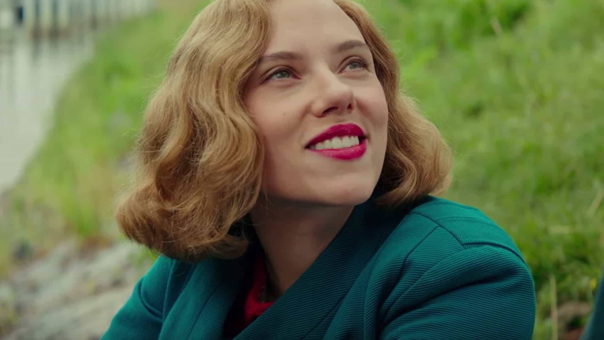 Scarlett Johansson parla delle sue gravidanze tenute nascoste: ”Non volevo sentirmi sotto esame”