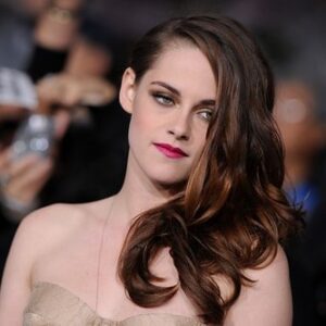 Kristen Stewart: l’attrice interpreterà Lady Diana nel film “Spencer”