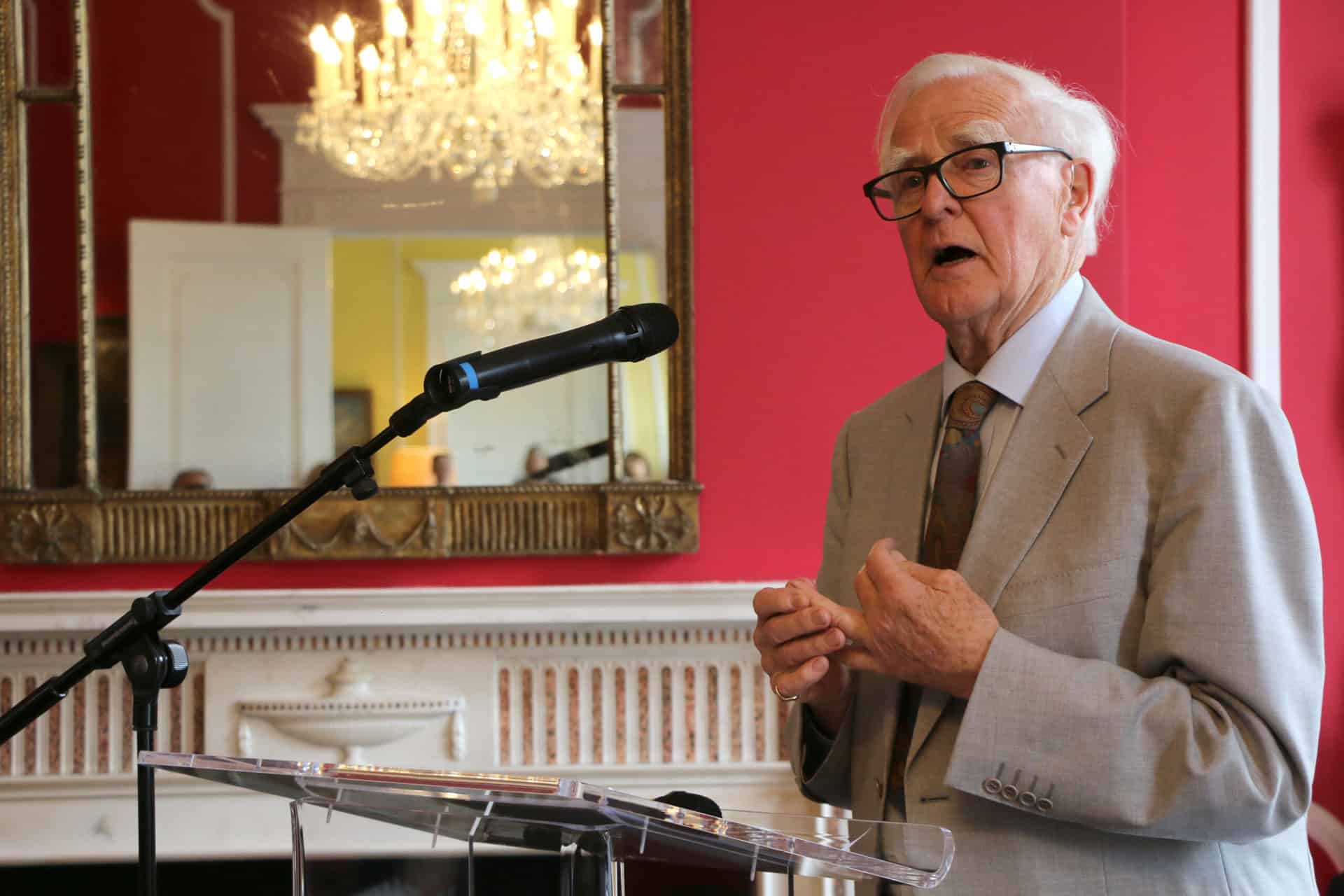 Morto John Le Carré: il ricordo di Gary Oldman e Stephen King