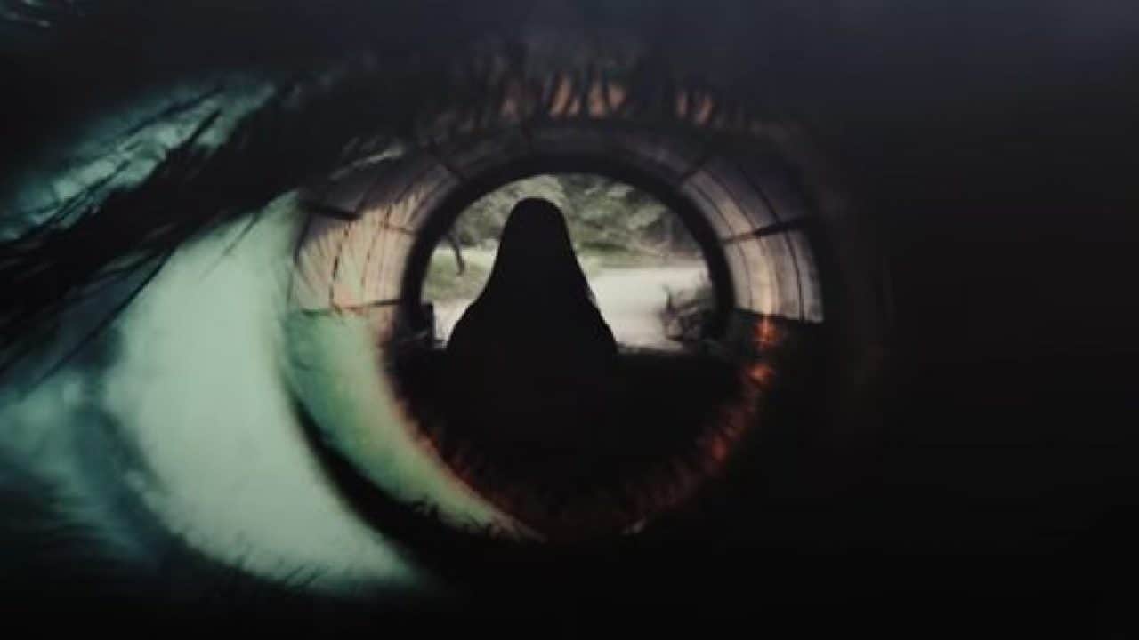 Surviving Death: il primo trailer della docuserie Netflix che indaga sull’aldilà