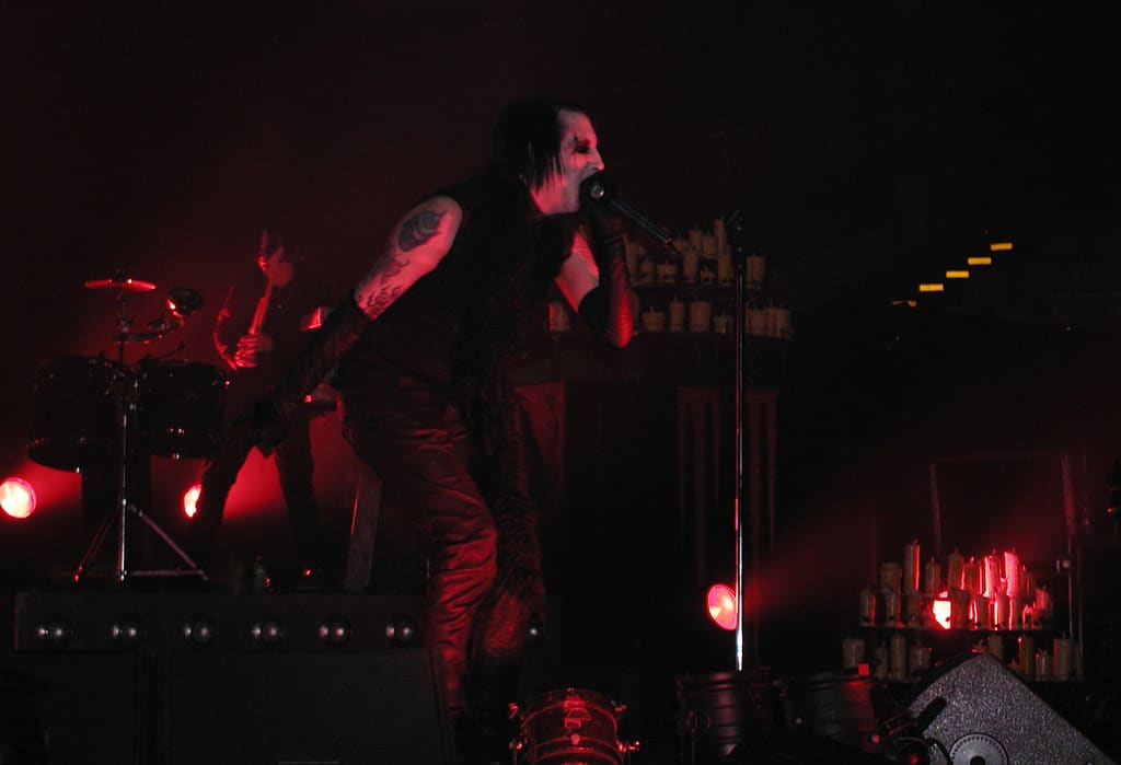 Marilyn Manson: nuove accuse di abusi da parte di Corey Feldman