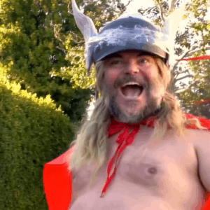 Jack Black veste a modo suo i panni di Thor e il video diventa virale