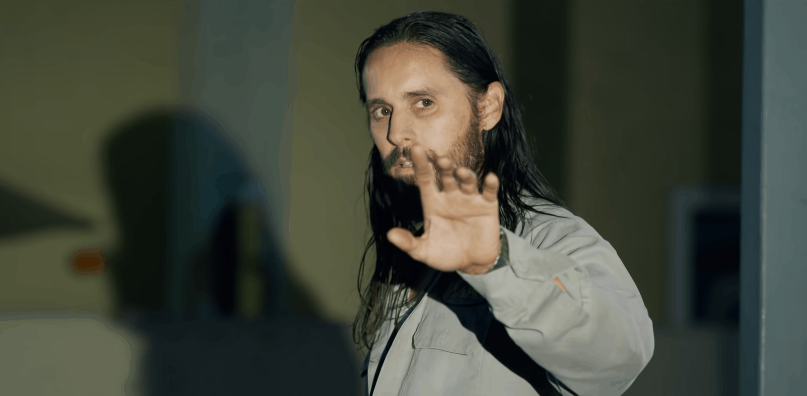 Fino all’ultimo indizio: recensione del thriller con Jared Leto