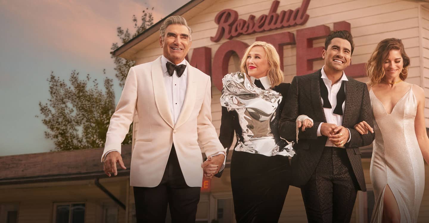 Catherine O'Hara parla della scelta di non ricorrere alla chirurgia estetica: ''Credo che dovremmo rispettare la nostra età'' 1 serie tv da vedere