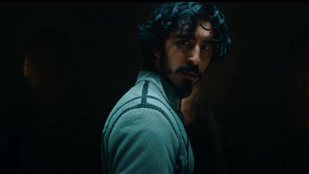 The Green Knight: un nuovo eroico poster con Dev Patel