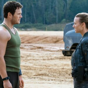La Guerra di Domani: Yvonne Strahovski e Chris Pratt nel nuovo poster del film