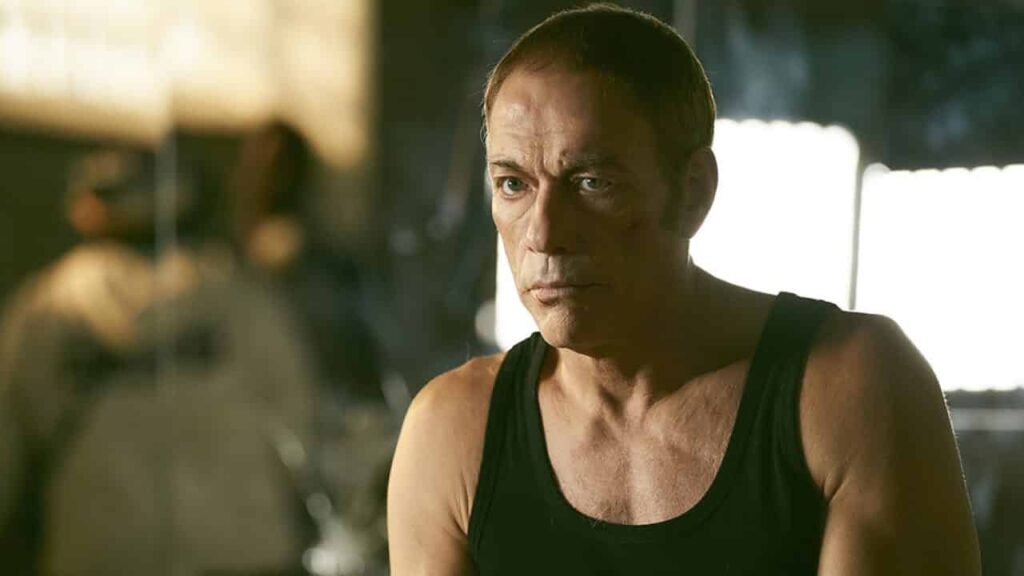 L’ultimo mercenario: poster e trailer del film Netflix con Jean-Claude Van Damme