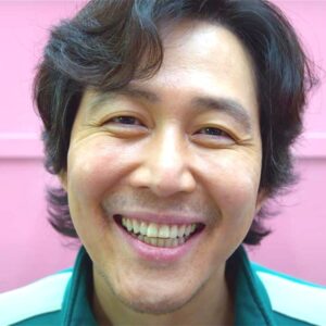 Squid Game, Lee Jung-jae rivela: ”Il successo della nostra serie è preoccupante. Mi rende triste”