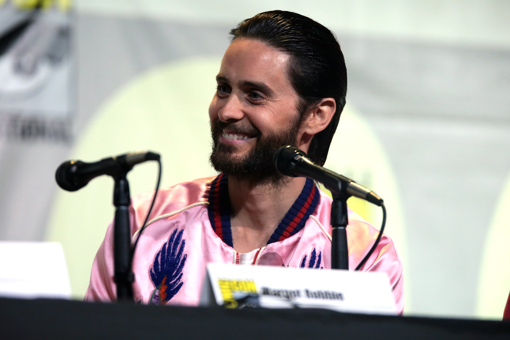 Jared Leto sarà protagonista di un biopic sull’icona della moda Karl Lagerfeld