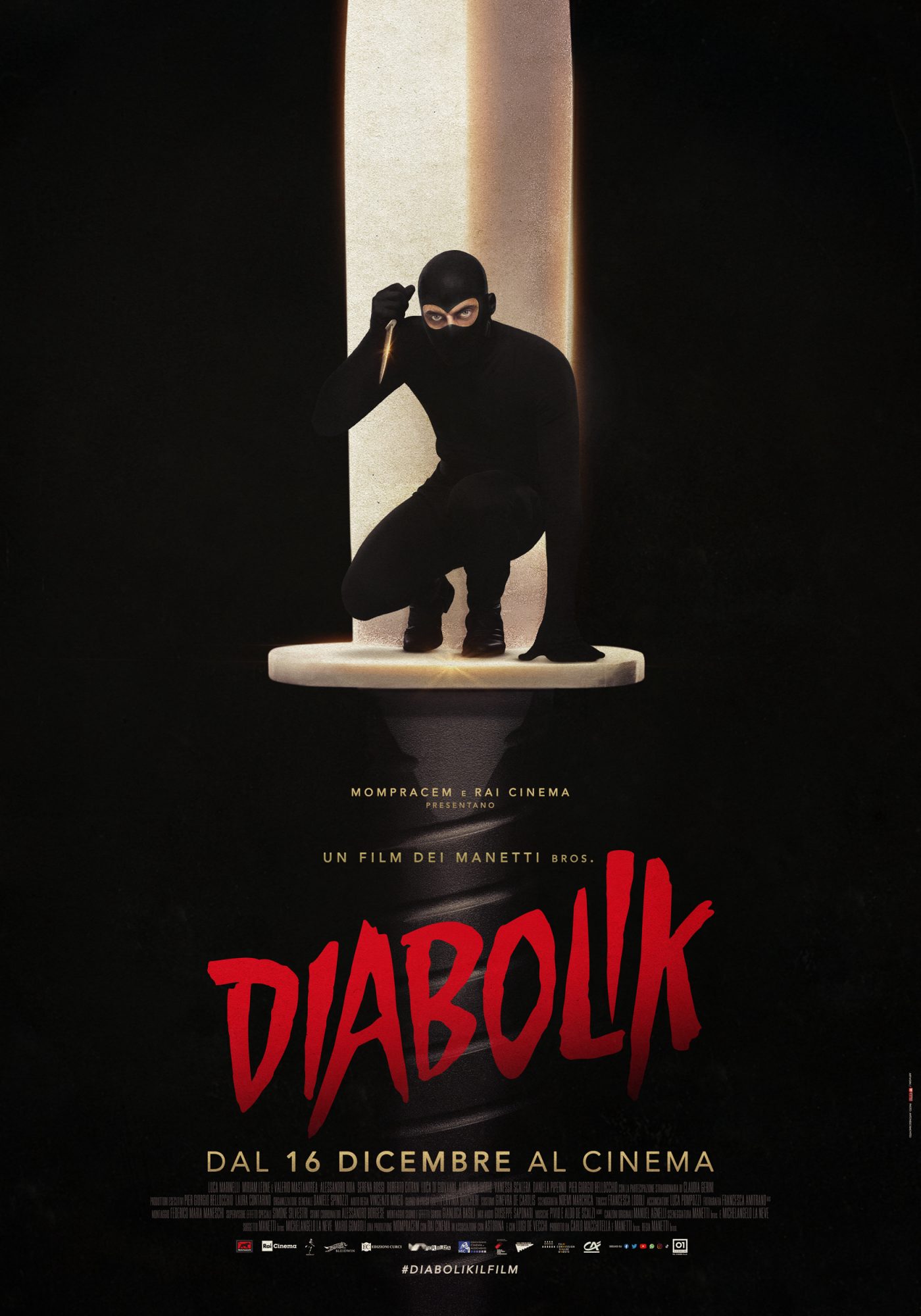 Diabolik: il nuovo poster del film con Luca Marinelli 1 diabolik nuovo poster