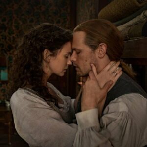 Outlander, Sam Heughan rivela: ”Le scene di sesso possono essere imbarazzanti da girare”