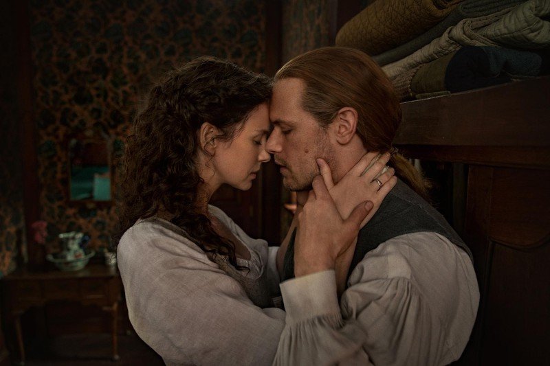 Outlander 7 sarà l’ultima stagione della serie? Ecco la sorprendente rivelazione di Caitríona Balfe