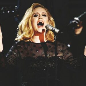 Adele: la cantante rivela il nome dell’attore per cui ha un debole fin da ragazza