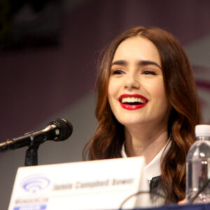 Lily Collins: 10 imperdibili curiosità sull’attrice protagonista della serie Emily in Paris