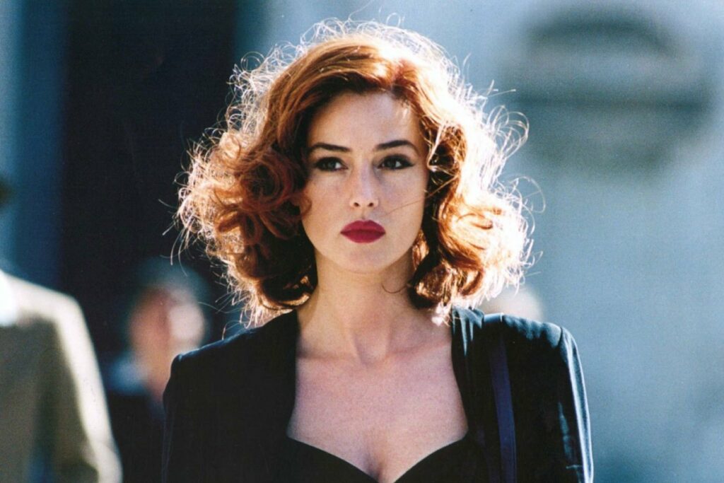 Monica Bellucci e l'evoluzione da diva sensuale a donna matura che accoglie lo scorrere del tempo 1 Monica Bellucci da icona sensuale a donna matura 3