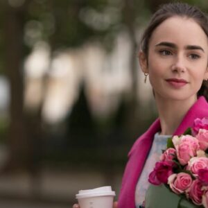 Perché Emily in Paris 2 non ha affrontato il tema del Covid-19? Lily Collins motiva la scelta