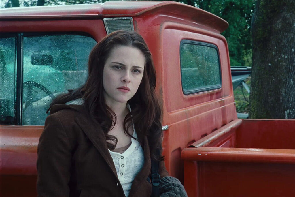 Kristen Stewart torna a parlare di Twilight: “Ho visto i film in streaming su Netflix”