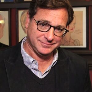 Addio a Bob Saget: l’attore comico trovato morto in una stanza d’hotel