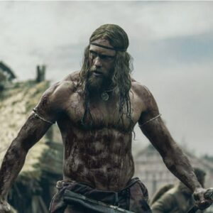The Northman: Alexander Skarsgård guida dei vichinghi all’attacco nella clip del film