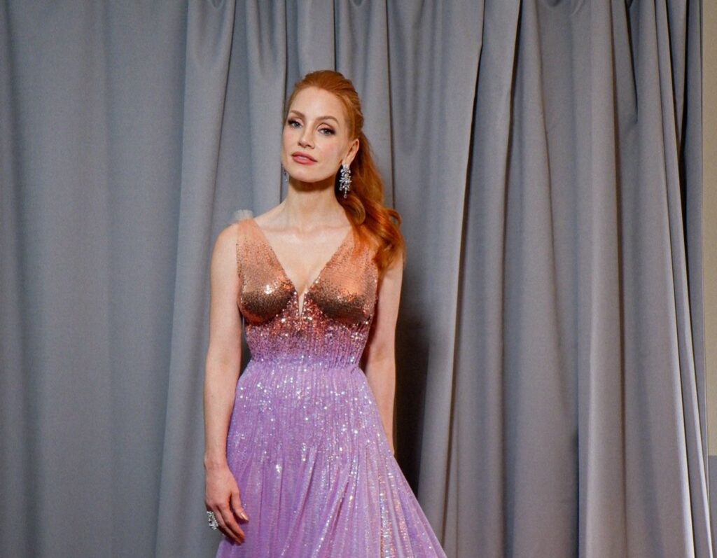Oscar 2022: Jessica Chastain ricorda la tensione che c'era in sala dopo lo schiaffo di Will Smith a Chris Rock 1 jessica chastain