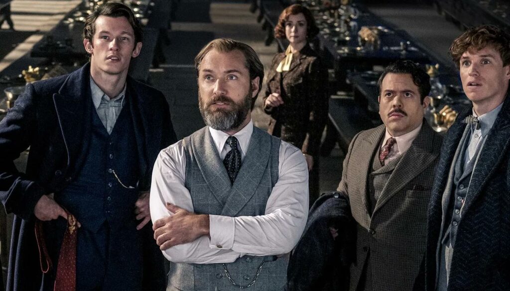 Eddie Redmayne su Animali Fantastici - I Segreti di Silente: "Newt Scamander è come Brad Pitt in Ocean's Eleven" 1 Eddie Redmayne
