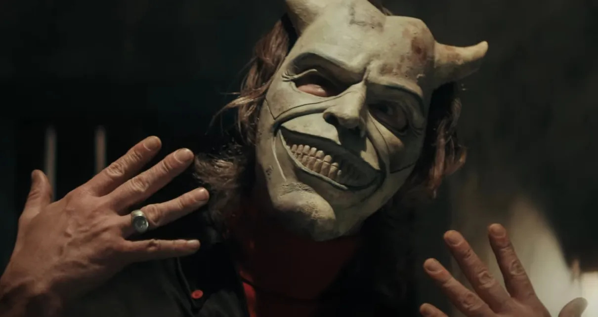 Black Phone: il nuovo trailer italiano dell'horror con Ethan Hawke 1 Black Phone trailer