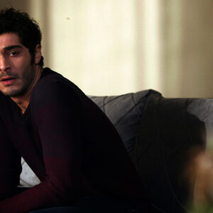 Burak Deniz: chi è l’attore e modello turco che interpreta Asaf ne Le fate ignoranti – La serie