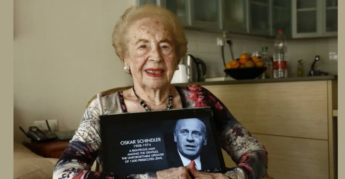 Schindler’s List: addio a Mimi Reinhardt, la donna che scrisse la lista degli ebrei da salvare