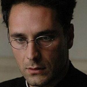 Raoul Bova e la dichiarazione sul suo Don Massimo in Don Matteo 13