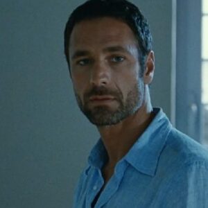 Raoul Bova: vita privata e carriera dell’attore pronto a prendere il posto di Terence Hill in Don Matteo 13