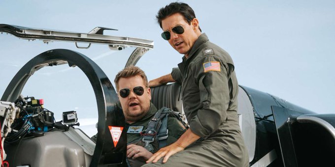 Top Gun: Maverick – Tom Cruise terrorizza James Corden in volo su un jet! [VIDEO]