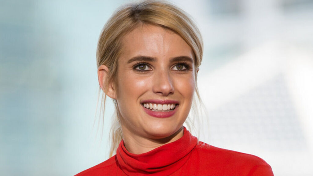 Emma Roberts svela nuovi dettagli sul suo personaggio in Madame Web: “Non è un supereroe”